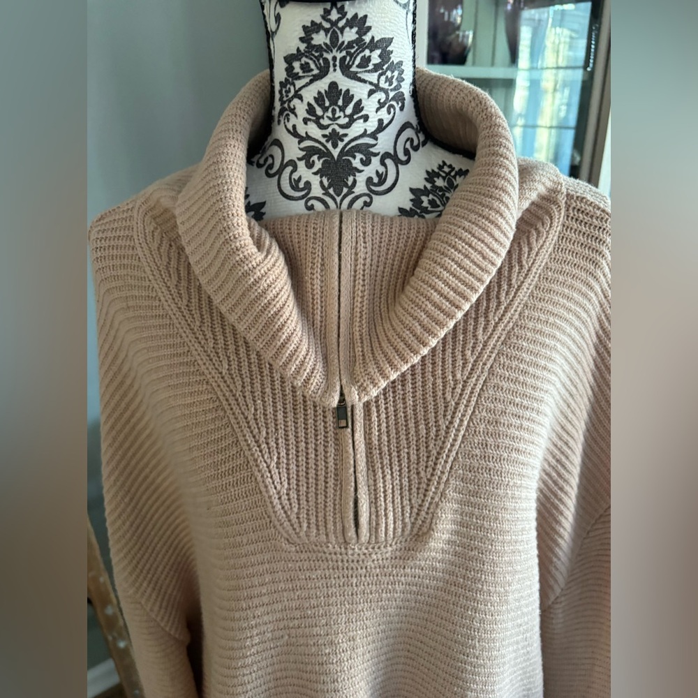 Cozy Tan Women's Sweater size 3X - Picture 2 of 7